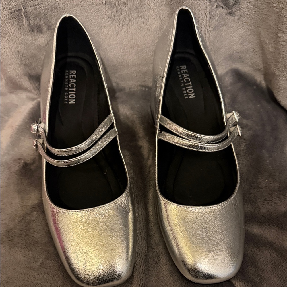 Kenneth Cole Reaction Women's Metallic Silver Heels